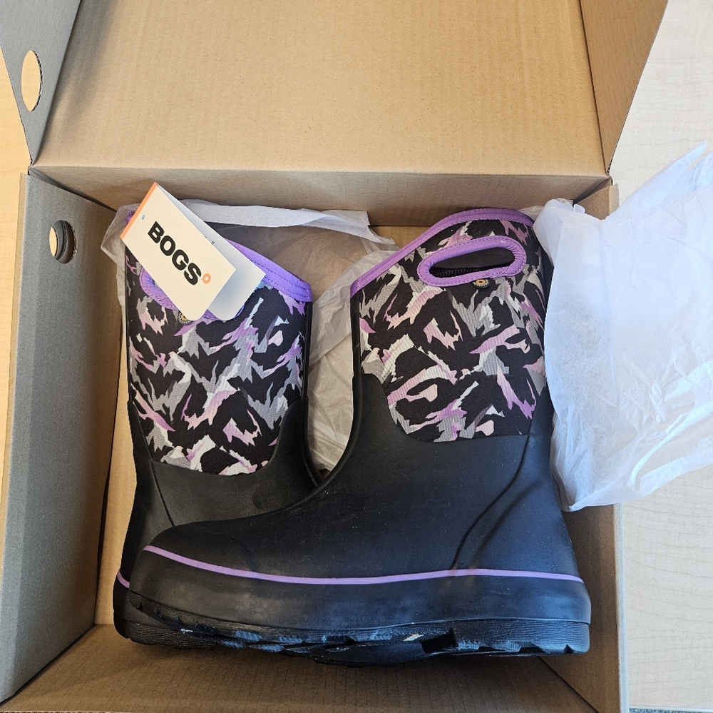 Bogs Kid's Classic II Winter Mountain Boot Sz 4
